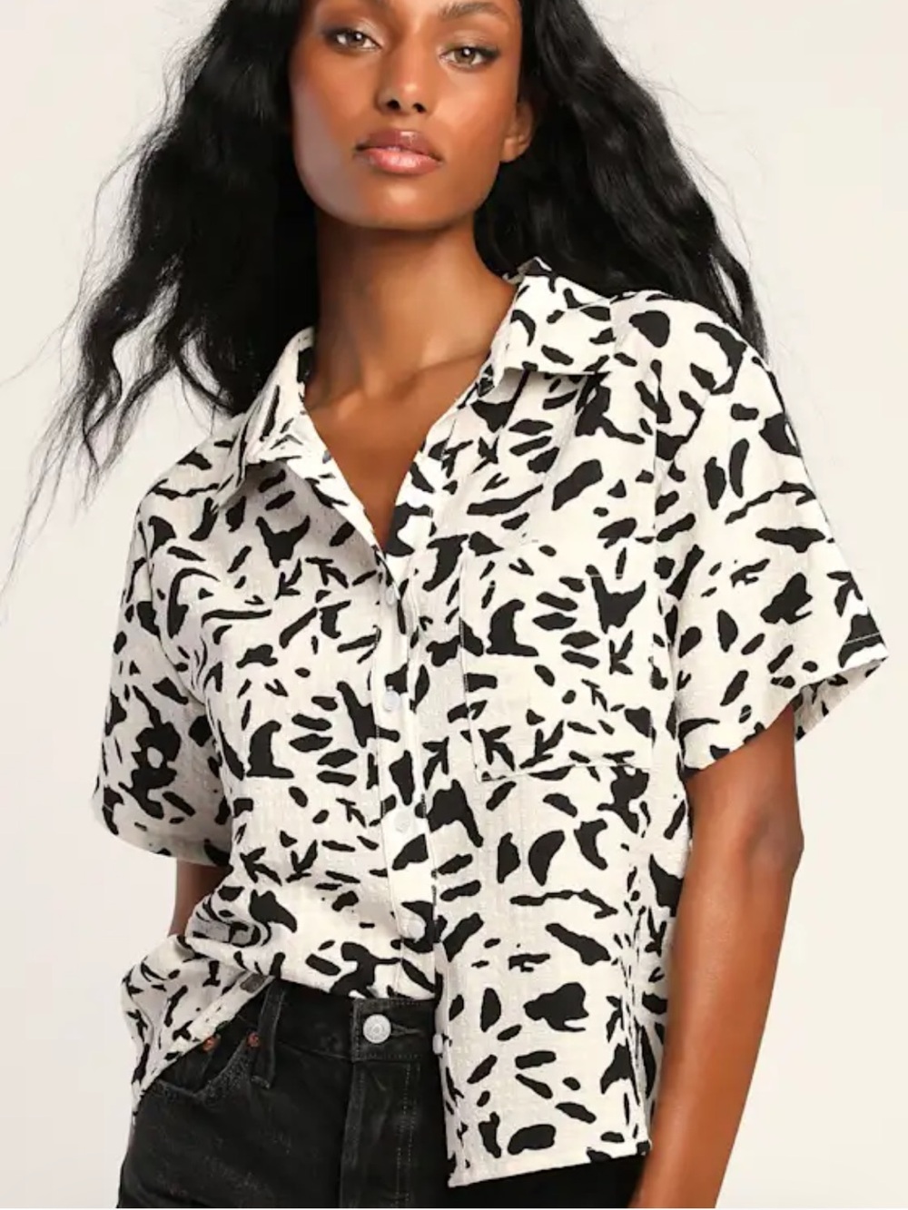 Lulu's Got Spotted White Animal Print Textured Button-Up Shirt